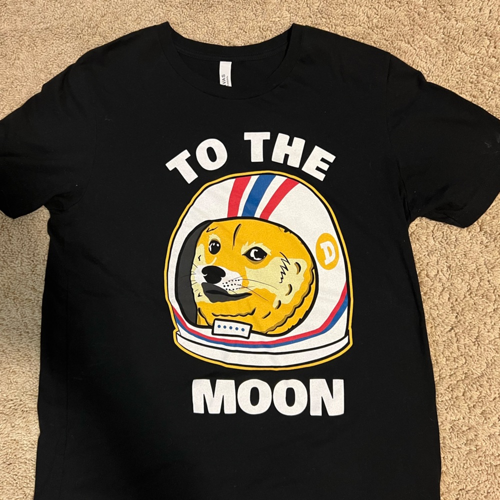Barstool Sports Dogecoin “To the Moon” shirt men’s large great condition